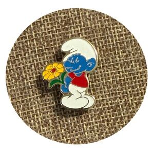 Vintage Bashful Smurf Pin